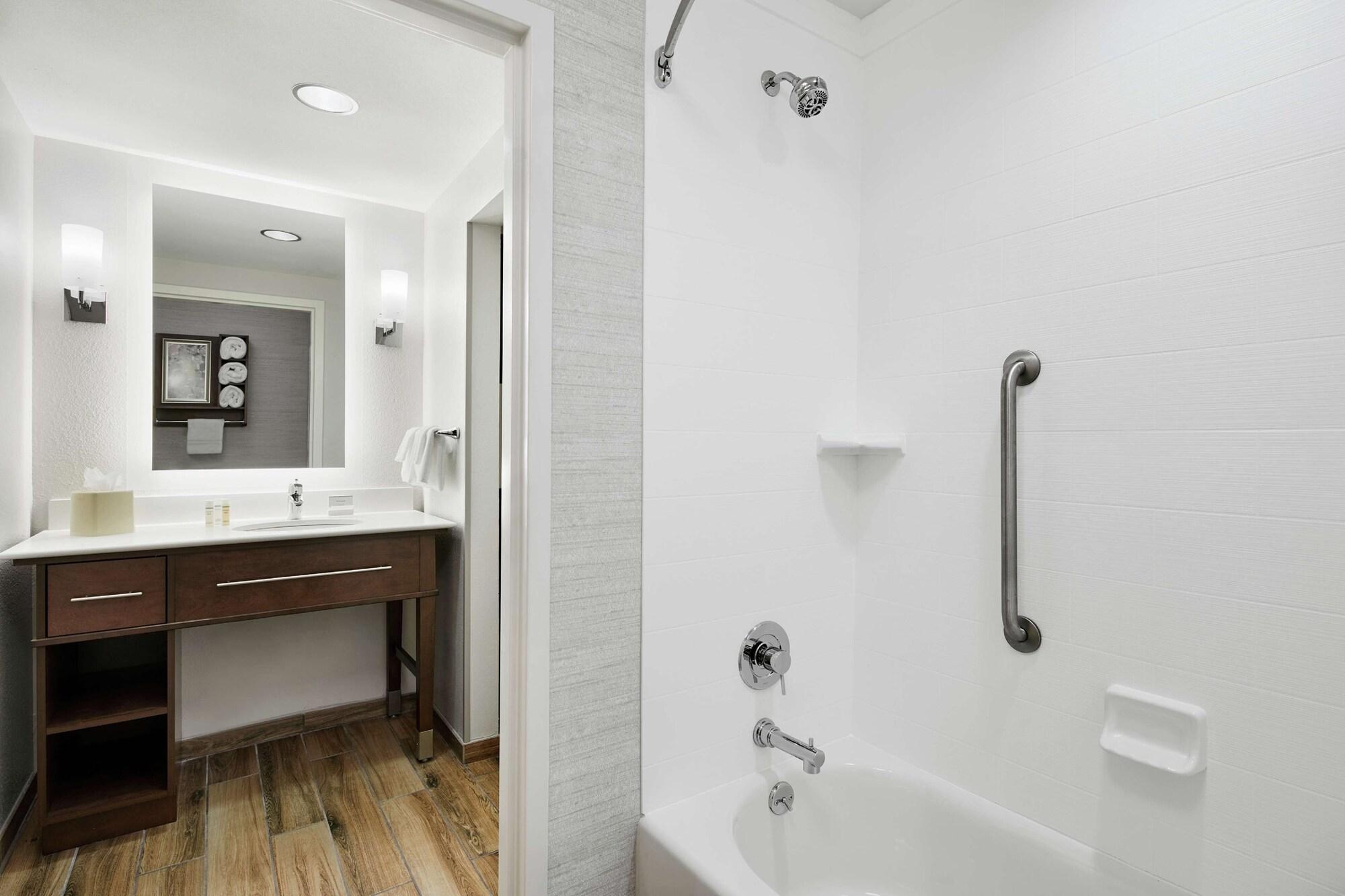 Homewood Suites Champaign-Urbana Exterior foto