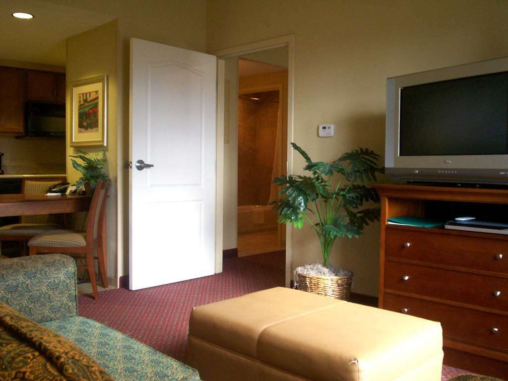 Homewood Suites Champaign-Urbana Quarto foto